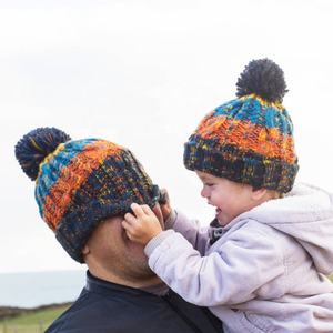 Chapeau d'hiver personnalisé de haute qualité, chapeaux à pompon assortis papa et fils, bonnets père-fils - Product Image 1