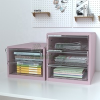 Archivador de cajones en el escritorio para clasificación y organización de archivos