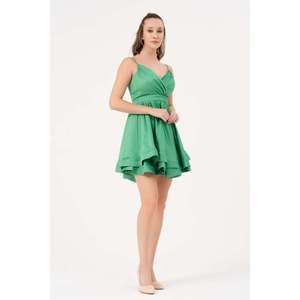 Pull-over vert Benetton pour femme de la marque DANS, haut en tricot confortable avec tailles variées 38-42 pour un usage quotidien - Product Image 1