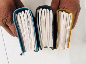 Cuaderno de Cuero con Tapa Dura, Encuadernación Cosida, Negro, Azul, Marrón, Diario, Cuaderno de Escritura, Regalo, 50 Hojas, 100 Páginas - Product Image 5