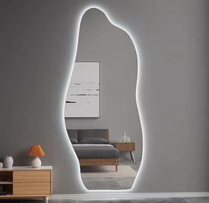 Hoge Kant Muur Gemonteerde Frameloze Waterdichte Spiegel Onregelmatige Vorm Slaapkamerwolken Full-Body Led Slimme Spiegel