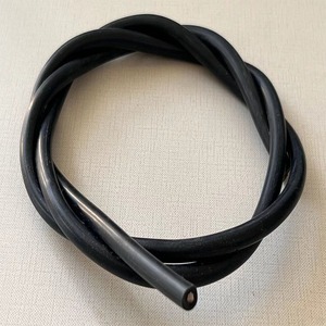 Câble haute tension 5kV <span class=keywords><strong>JGG</strong></span> 110 unipolaire noir gainé de caoutchouc silicone résistant aux hautes températures, à la corrosion et à l'eau - Product Image 1