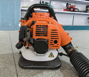 Soffiatore Industriale a Benzina EB808 con Design Leggero e Facile da Trasportare, Attrezzatura a Doppia Spalla per Lavori Stradali - Product Image 2