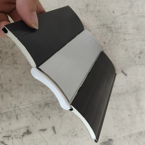 Fenêtre et porte de <span class=keywords><strong>volet</strong></span> <span class=keywords><strong>roulant</strong></span> en aluminium de conception moderne Durable économique <span class=keywords><strong>avec</strong></span> motif <span class=keywords><strong>d</strong></span>'ouverture verticale en alliage <span class=keywords><strong>d</strong></span>'aluminium - Product Image 5