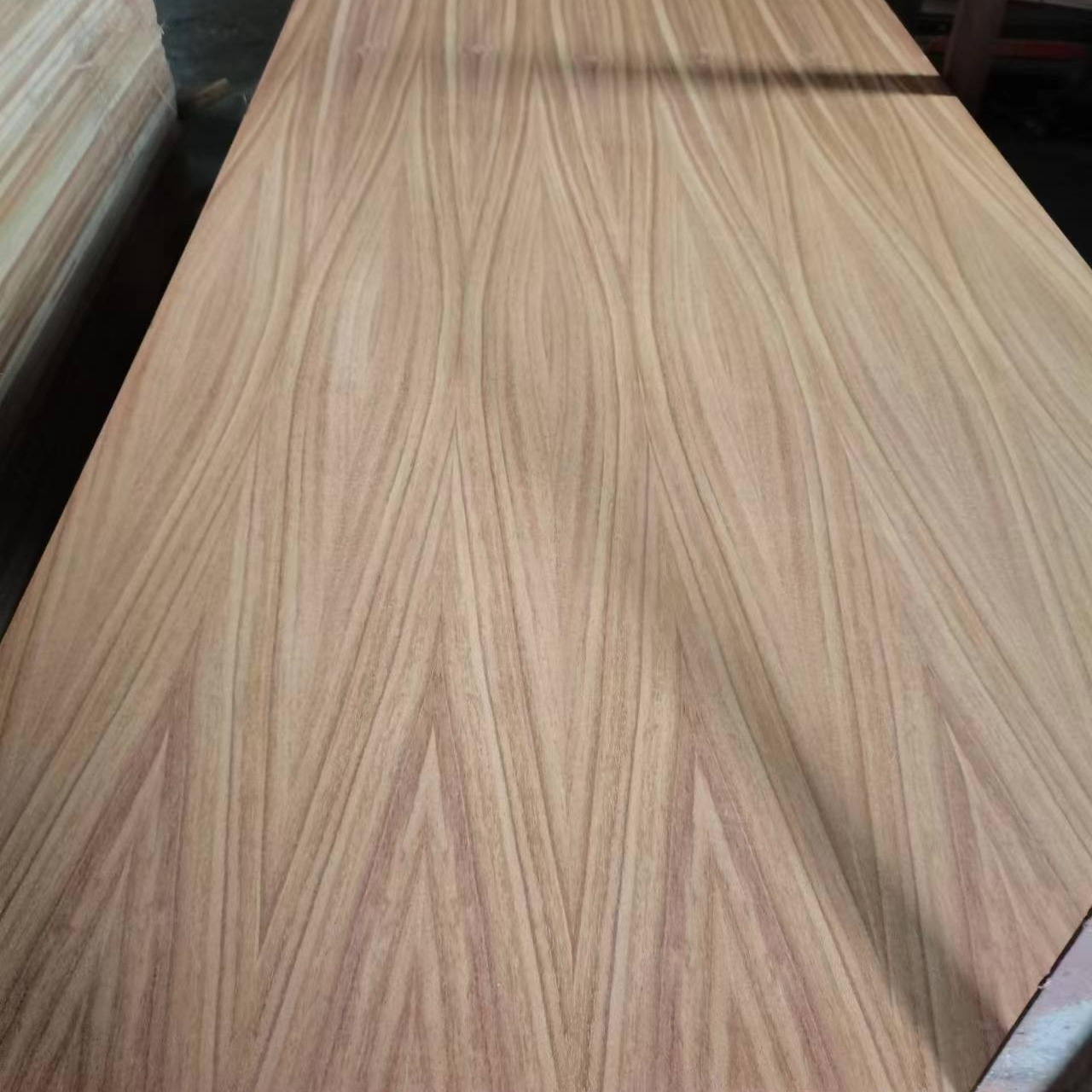 Gỗ Thông/Tro/Cherry/Maple/Oak/Walnut/Teak Veneer Chất Lượng Cao/Ván Ép Sang Trọng