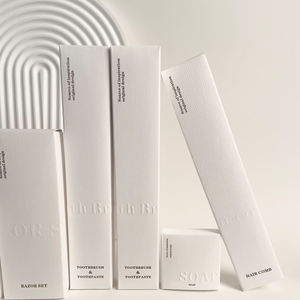 ชุดอุปกรณ์อำนวยความสะดวกในโรงแรมหรู แปรงสีฟัน แชมพู สบู่ บรรจุภัณฑ์กล่องกระดาษพิมพ์โลโก้ - Product Image 1