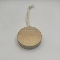 Diffuseur de parfum longue durée en copeaux de bois et gypse de luxe pour voiture, désodorisant, éliminateur d'odeurs, pendentif aromatique pour rétroviseur, forme personnalisée