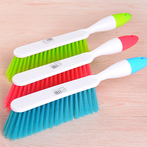 Bed <b>Brush</b> Nylon Long Handle <b>Dust</b> Cleaner For Bed Carpet Sofa Cleaning - Product Image 1