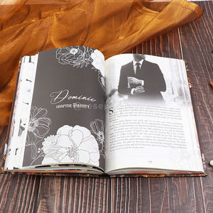 หนังสือปกแข็งปกอ่อนแบบกำหนดเองจากจีน พิมพ์ออฟเซ็ตฟอยล์ทองคำ  เข้าเล่มแบบเย็บกี่  กระดาษแข็ง  ฉบับพิเศษ นวนิยาย - Product Image 4