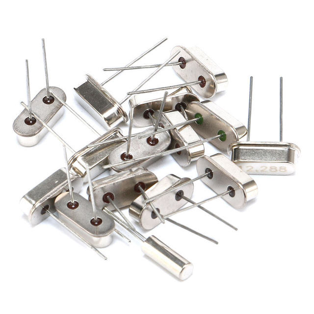 Commonly Used Through Hole Crystal Oscillator Packages 11.0592M 12M 32.768K 16M Etc. 15 Types 1 Piece Each 15 Pieces