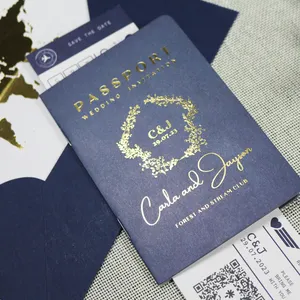 Luxuriöse DIY-Papierhandwerkskarten der Navy mit Goldfolie individuell bedruckte Passport-Buchlein-Einladungen mit Umschlag