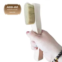 Brosse d'escalade et de bouldering avec manches en bambou, chêne ou hêtre, poils de sanglier, logo gravé au laser, personnalisation gratuite