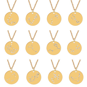 Collana Figaro in Acciaio Inossidabile Placcato Oro 18K con Ciondolo a Disco Personalizzabile con Segno Zodiacale Inciso - Product Image 4