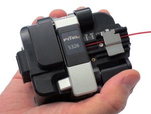 Fusionadora de Fibra Óptica Fitel S326A y Cortadora de Fibra CT30 para Redes de Telecomunicaciones 3G 4G GSM y Construcción FTTH - Product Image 1
