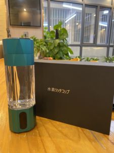 Electrolizador de <span class=keywords><strong>agua</strong></span> PEM de alto valor de hidrógeno, generador de <span class=keywords><strong>electricidad</strong></span> de hidrógeno para coches, batería de plástico para el hogar, novedad de 2023 - Product Image 6