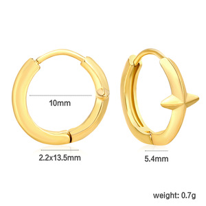 Boucles d'oreilles créoles en acier inoxydable plaqué or 18 carats, serties de zircons géométriques, pour femmes, bijoux tendance - Product Image 4