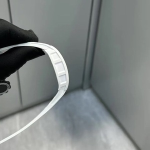 El Reloj Mecánico Rm055 Más Vendido - un Reloj Blanco con Diseño Abierto - Product Image 4