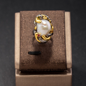 <span class=keywords><strong>El</strong></span> trabajo artesanal italiano 18K chapado en oro de Plata de Ley 925 hecho a mano grande Natural barroca, Perla anillo - Product Image 3