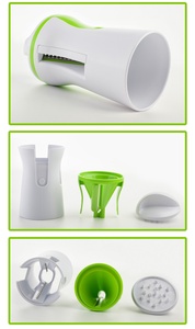 <span class=keywords><strong>Râpe</strong></span> à légumes multifonctionnelle en acier et plastique <span class=keywords><strong>pour</strong></span> <span class=keywords><strong>carottes</strong></span>, concombres et pommes de terre <span class=keywords><strong>Râpe</strong></span> à entonnoir long - Product Image 4