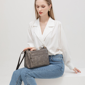 Sac bandoulière de luxe vintage carré souple et décontracté pour femme, sac de voyage convertible tendance - Product Image 1