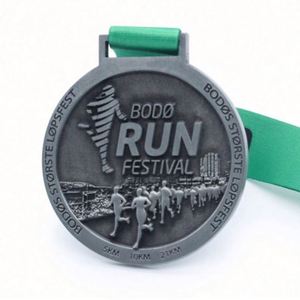 Medalla Deportiva de Aleación de Zinc 3D en Plata Antigua Personalizada de Fábrica, Producción Rápida, Entrega Inmediata - Product Image 2