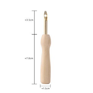 Gillian DIY pluma de estampado de madera herramienta de <span class=keywords><strong>bordado</strong></span> de estampado <span class=keywords><strong>ruso</strong></span> <span class=keywords><strong>aguja</strong></span> de Metal de lana gruesa accesorio de costura soporte de madera <span class=keywords><strong>para</strong></span> mano - Product Image 5