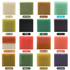 Jabón <span class=keywords><strong>de</strong></span> Baño Rejuvenecedor a Base <span class=keywords><strong>de</strong></span> Hierbas Hecho a Mano con Aroma a Rosas <span class=keywords><strong>de</strong></span> Flower Field Cottage para Mujeres, Todo Tipo <span class=keywords><strong>de</strong></span> Piel - Limpiador Facial, Desmaquillante Corporal - Product Image 4