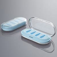 Étui de rangement en gel de silicone pour Apple Pencil compatible avec les 1ère et 2ème générations, incluant des capuchons de protection pour les embouts, des adaptateurs et un support pour tablette