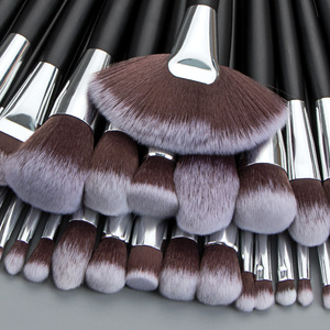 <span class=keywords><strong>2025</strong></span> Tốt Nhất Người Bán 40Pcs <span class=keywords><strong>Make</strong></span> <span class=keywords><strong>Up</strong></span> Bàn Chải Kit Bán Buôn Chi Phí Hiệu Quả Khuyến Mãi Các Xu Hướng Thuần Chay Thiên Nhiên Tóc Trang Điểm Bàn Chải Thiết Lập - Product Image 6