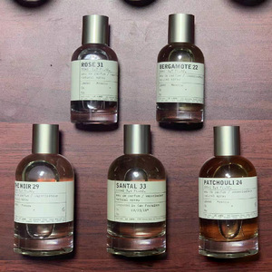 ขวดน้ำหอมเปล่า 30 มล. ขายส่งขวดน้ำหอมเปล่า ขวดน้ำหอมและบรรจุภัณฑ์ ขวดน้ำหอมแบบสเปรย์ - Product Image 5