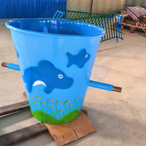 Équipement de jeu aquatique commercial en fibre de verre pour hôtels, avec pulvérisation d'eau extérieure et seau pour enfants - Product Image 1