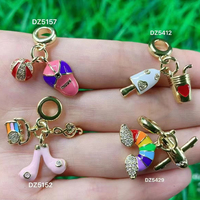 Pendentifs de luxe plaqués or avec zircons cubiques colorés en forme de fruits arc-en-ciel pour bracelets femme – Accessoires de style coloré