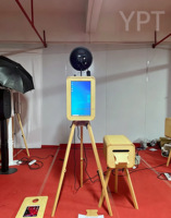 Photomaton à impression instantanée YPT avec écran tactile 18,5 pouces, cadre en bois et verre trempé, Wi-Fi, NFC, compatible télécommande DSLR