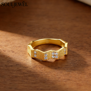 Bague d'éternité ondulée géométrique bohème Souljewel en moissanite, plaqué or 18 carats, argent 925, sertissage invisible, pour mariage et anniversaire - Product Image 1