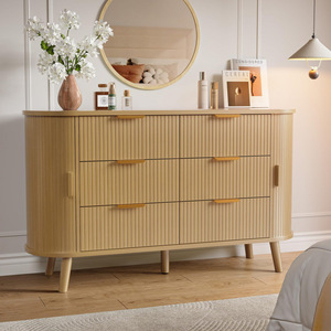 Buffet de rangement à panneaux cannelés avec porte courbée et pieds en bois massif, console large avec tiroirs pour salon et couloir - Product Image 4