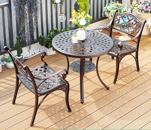 Vente <span class=keywords><strong>en</strong></span> gros, ensemble <span class=keywords><strong>table</strong></span> à manger d'extérieur, meubles de patio, ensemble de bistro rond <span class=keywords><strong>en</strong></span> <span class=keywords><strong>fonte</strong></span> d'aluminium, tables d'appoint d'extérieur - Product Image 1