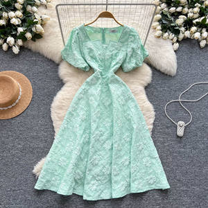 Abito Jacquard con collo quadrato rosso manica a bolle elegante abito da ballo con cintura per banchetti - Product Image 2