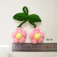 Breloque au crochet Fleur en fleur épanouie faite à la main, porte-clés, décoration de sac, ornement suspendu DIY, cadeau pour elle