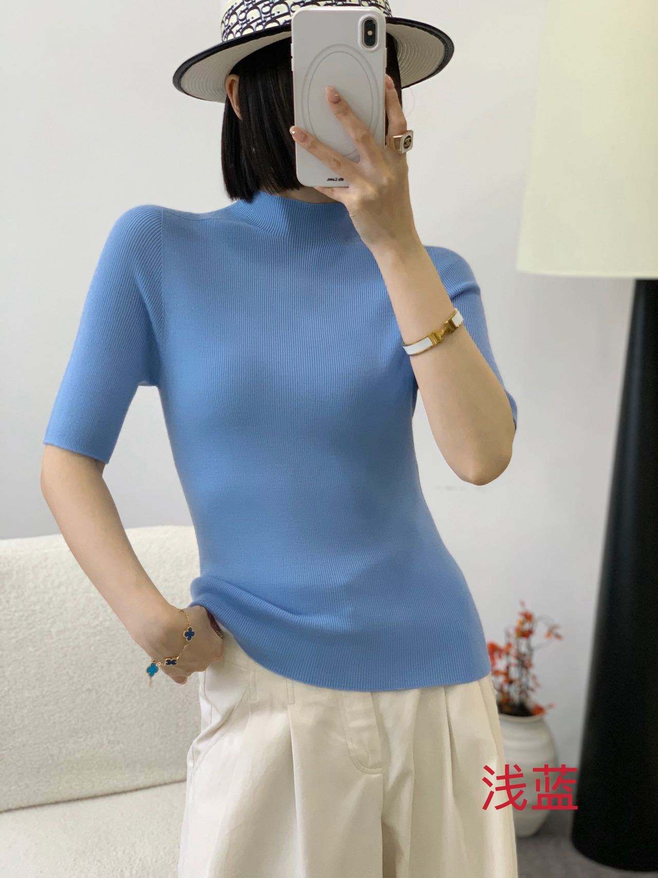 สีฟ้าอ่อน