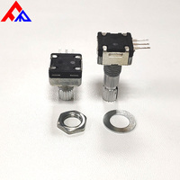Encodeur incrémental EC11 3 broches de haute qualité PEC11 commutateur de broche verticale DC5V sortie de tension métaux et plastiques pour appareils Audio