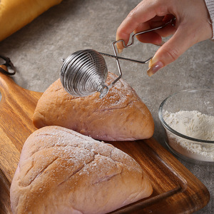 Baguette de dépoussiérage Baker's Home Kitchen Pâtisserie Outil de cuisson pour dépoussiérer les épices à la farine de sucre; Nom du produit Tamis à farine - Product Image 2