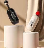 Brosse à tambour manuelle compacte et portable 2-en-1 de qualité supérieure pour enlever les peluches et les poils des vêtements et des tissus domestiques
