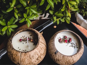 Vela perfumada, cuenco de cáscara de coco, hecho a mano, ecológico, 100% - Product Image 6