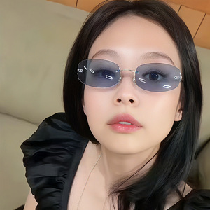 Kính râm PC không khung Jennie Same Style Ice Blue Unisex Thời trang Âu Mỹ cao cấp UV400 - Product Image 1