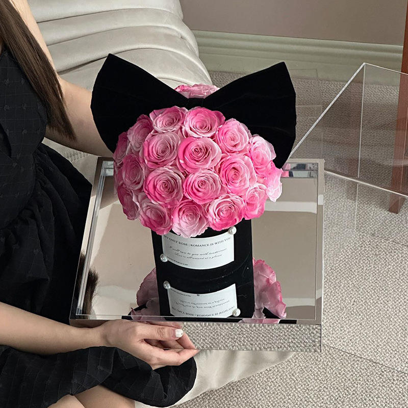 ชุดราตรีสีชมพู