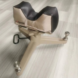 Support de trépied de <span class=keywords><strong>chasse</strong></span> compact et portable en acier/fer avec sac de coussin rempli de sable - Product Image 3
