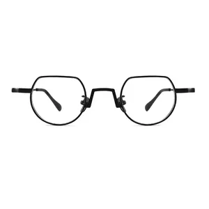 2024 gözlük üreticisi Retro chic vintage yuvarlak titanyum optik gözlük erkekler kadınlar için yüksek kalite okuma gözlüğü