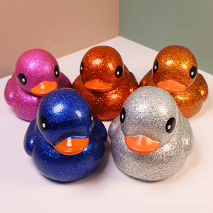 Pato de baño grande personalizado de 5 pulgadas respetuoso con el medio ambiente promocional con logotipo, regalo de fiesta de bienvenida al bebé, Juguetes Divertidos de pato de goma con purpurina multicolor - Product Image 4