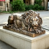 YOUFINE Escultura de León de Bronce Fundido, Estatua de León Recostado de Tamaño Real para Entrada de Mansión y Decoración de Jardín