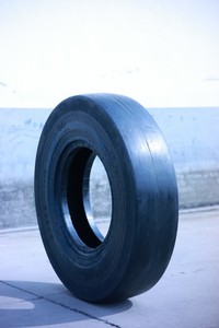 Nuevo Neumático de Minera OTR 11.00-20 con Cámara, para Uso Subterráneo, LHD, Equipo de Minería Confiable, Resistente al Desgaste y de Alta Resistencia - Product Image 6